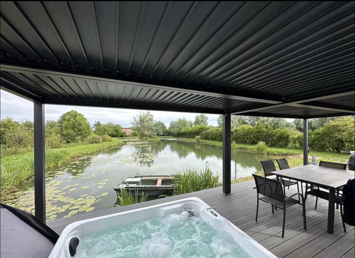 Etang de pêche et Mobile Home 8 personnes