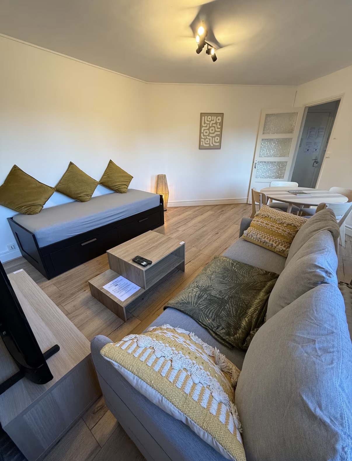 T2 4 personnes Hypercentre St-Omer 2ème étage